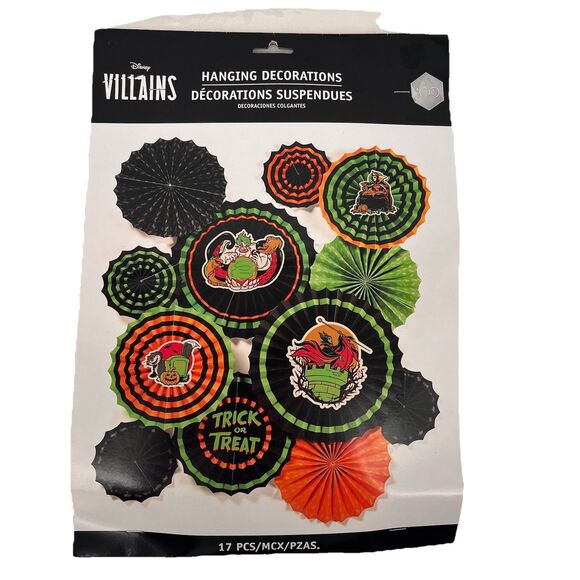 New Disney Villains Halloween Party Hanging Decorations 17 Pieces - Picture 1 of 5